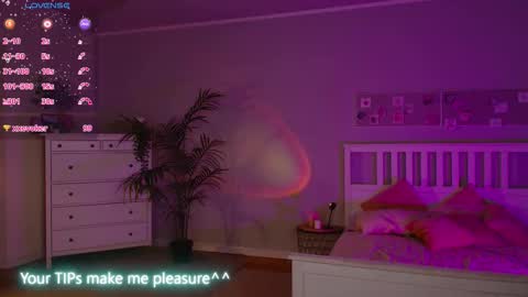 Neila online show from 10-07-25, 02:14