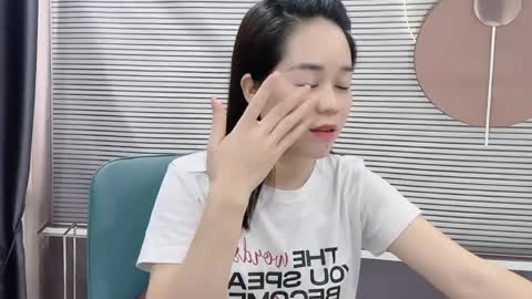 Snapshot of shshiko chatting on 06-02-26, 01:07 Hua yi online show from 06-02-26, 01:07