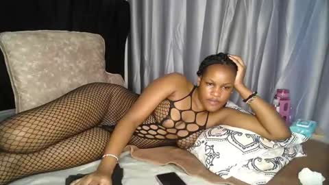 Snapshot of shugacubee chatting on 12-02-24, 10:07 EVA online show from 12-02-24, 10:07