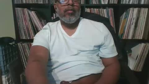 Snapshot of shy333 chatting on 04-14-26, 02:12 SHY333 online show from 04-14-26, 02:12