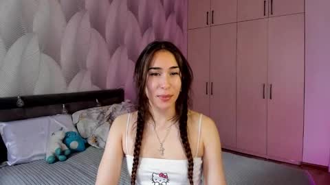 Mika online show from 12-10-24, 06:01