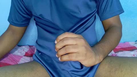 shyeyes online show from 12-02-24, 04:20