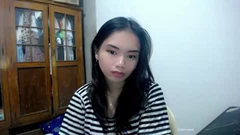 Snapshot of shy_innocent_girl chatting on 07-05-26, 02:13 shy_innocent_girl online show from 07-05-26, 02:13