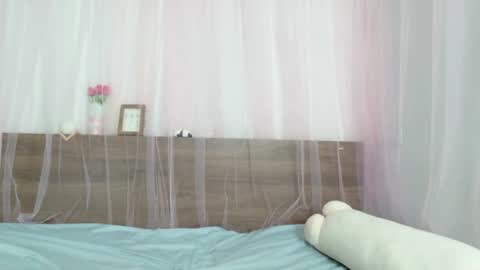 Snapshot of shy_pink_doll chatting on 07-12-26, 03:14 shy_pink_doll online show from 07-12-26, 03:14