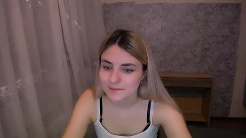 shy_sabrina_ online show from 03-10-25, 02:26