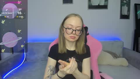 Melissa online show from 02-14-25, 08:05