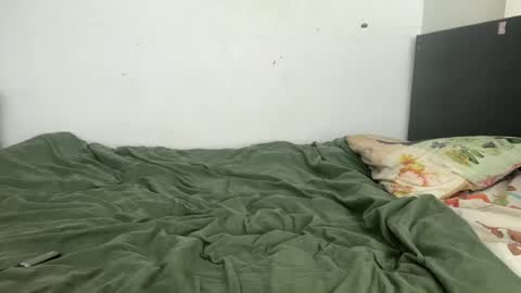 Snapshot of shyaki chatting on 07-17-26, 11:06 Cryptic Clit online show from 07-17-26, 11:06