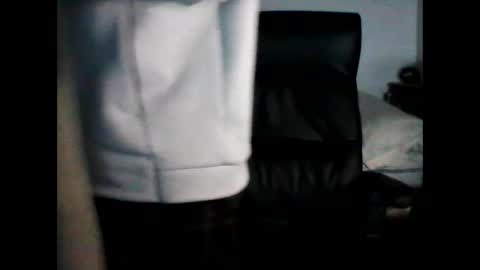 shyboyhugecum2020 online show from 01-21-25, 04:10