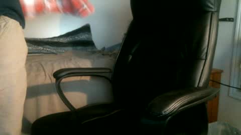 Snapshot of shyboyhugecum2020 chatting on 06-24-26, 03:27 shyboyhugecum2020 online show from 06-24-26, 03:27