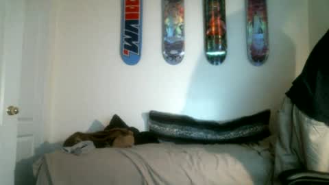 Snapshot of shyboyhugecum2020 chatting on 06-27-26, 04:17 shyboyhugecum2020 online show from 06-27-26, 04:17