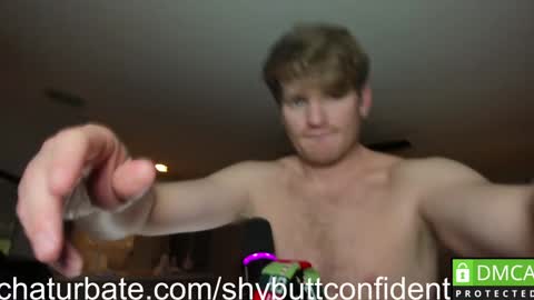 Snapshot of shybuttconfident chatting on 12-31-24, 02:08 Jay online show from 12-31-24, 02:08