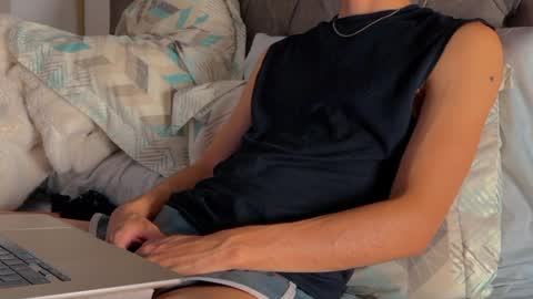 shydude666 online show from 03-05-25, 09:59