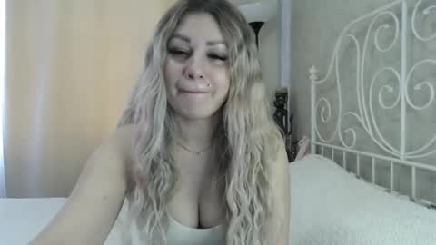 Snapshot of shyevaa chatting on 03-01-25, 04:26 Eva online show from 03-01-25, 04:26