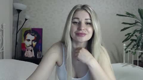 Eva online show from 04-14-26, 01:28