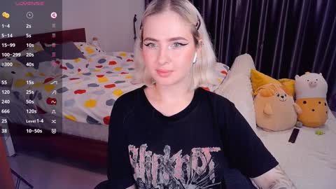 Effie online show from 12-14-24, 09:51