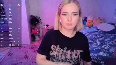 Effie online show from 02-16-25, 08:33