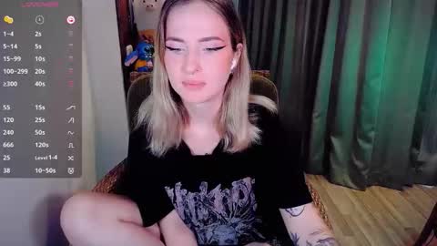 Effie online show from 09-27-25, 06:07