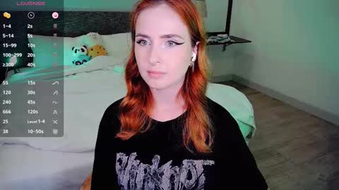 Effie online show from 03-23-26, 01:04