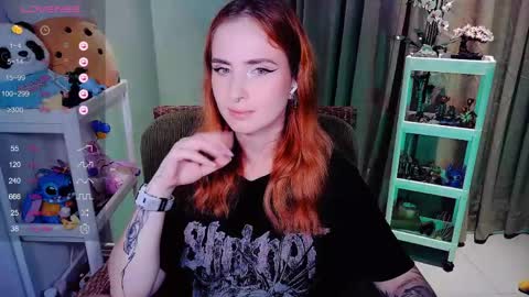 Effie online show from 04-17-26, 02:31