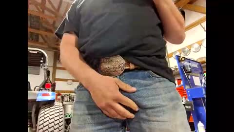 shyguycurious5 online show from 10-30-25, 08:42