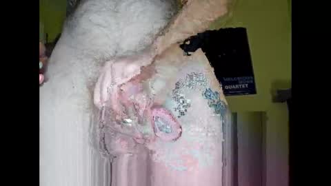 Snapshot of shyjames69 chatting on 10-22-25, 02:12 shyjames69 online show from 10-22-25, 02:12