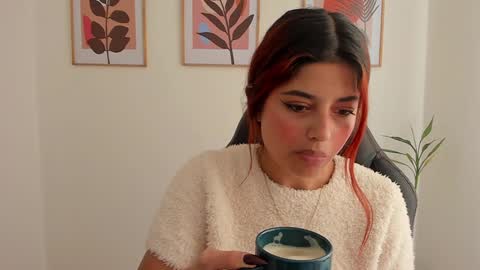 Snapshot of shylittlebunny chatting on 01-24-25, 08:11 shylittlebunny online show from 01-24-25, 08:11