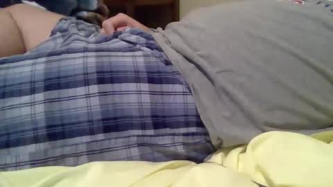 Snapshot of shyncurious2 chatting on 12-16-25, 01:43 shyncurious2 online show from 12-16-25, 01:43