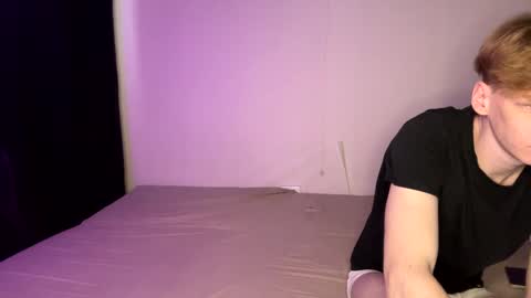 Snapshot of shyredstar chatting on 12-16-24, 08:31 Tom and Betty online show from 12-16-24, 08:31