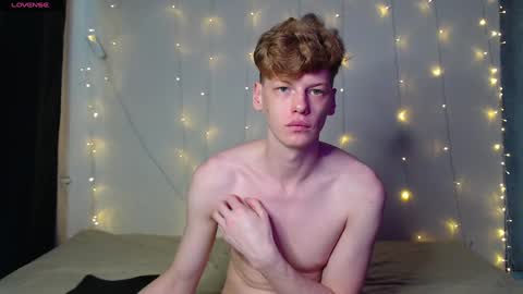 Snapshot of shyredstar chatting on 01-15-25, 09:24 Tom and Betty online show from 01-15-25, 09:24