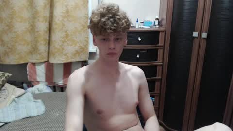 Snapshot of shyredstar chatting on 02-20-25, 06:13 Tom and Betty online show from 02-20-25, 06:13