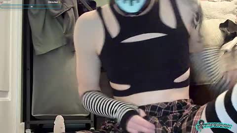 shystripedfemboy online show from 01-10-26, 04:53