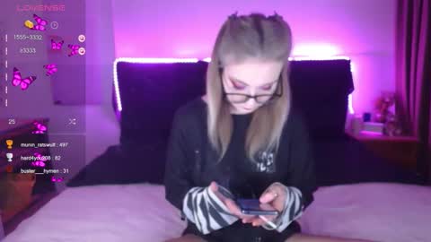 Snapshot of shysweetrish chatting on 01-12-26, 12:16 shysweetrish online show from 01-12-26, 12:16