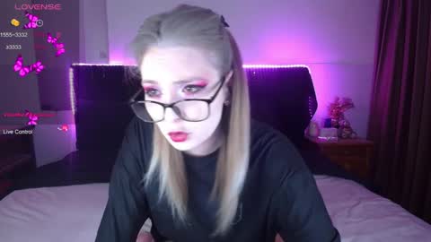 Snapshot of shysweetrish chatting on 04-07-26, 02:45 shysweetrish online show from 04-07-26, 02:45