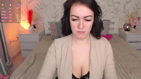 Mila  online show from 03-08-26, 09:18