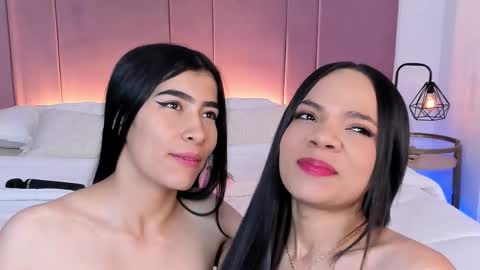 Snapshot of siara_lewis_ chatting on 03-24-26, 11:54 Siara and Zoe tattoo online show from 03-24-26, 11:54