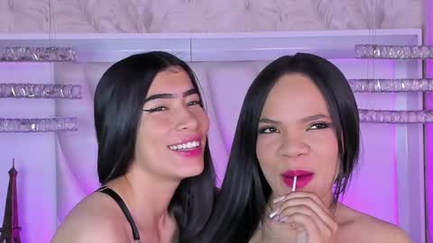 Snapshot of siara_lewis_ chatting on 04-28-26, 11:21 Siara and Zoe tattoo online show from 04-28-26, 11:21