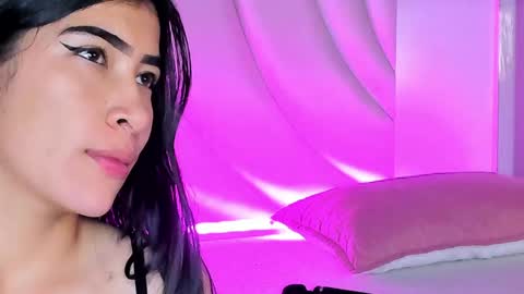 Snapshot of siara_lewis_ chatting on 05-16-26, 01:02 Siara and Zoe tattoo online show from 05-16-26, 01:02