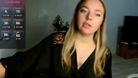 Snapshot of siberian_girl_ chatting on 10-27-25, 12:58 Eva online show from 10-27-25, 12:58