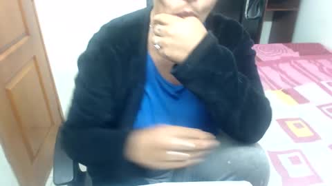 Snapshot of siblley chatting on 01-21-25, 11:45 sara online show from 01-21-25, 11:45