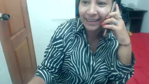 Snapshot of siblley chatting on 03-04-25, 06:50 sara online show from 03-04-25, 06:50