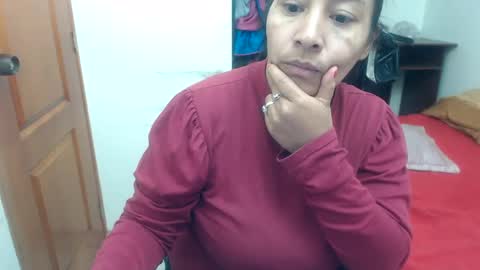 Snapshot of siblley chatting on 03-05-25, 10:32 sara online show from 03-05-25, 10:32