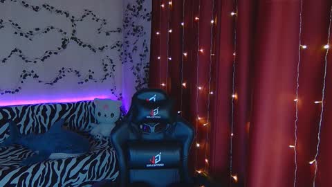 Sidny online show from 02-07-25, 01:36