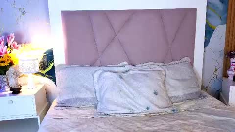 Snapshot of sienna_desiree chatting on 07-18-26, 12:53 Sienna Desieree online show from 07-18-26, 12:53