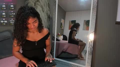 sienna_glow online show from 11-04-25, 12:15