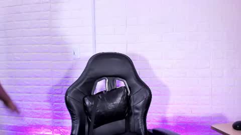 sienna_lux01 online show from 07-16-26, 03:23