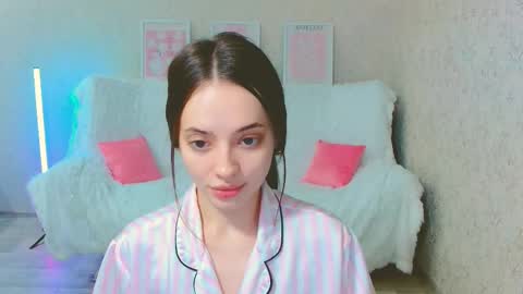 Snapshot of siennamia chatting on 06-04-26, 04:24 Sienna Mia online show from 06-04-26, 04:24