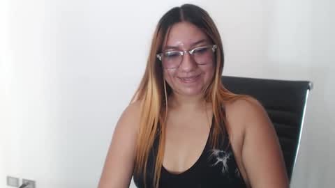 Sienna Rose online show from 02-04-25, 07:55