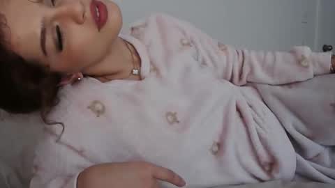Sienna Sings online show from 05-30-26, 12:19