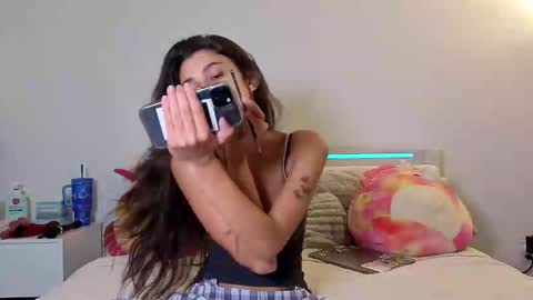 Sienna online show from 10-12-25, 11:26