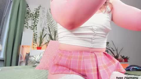 Snapshot of sierra_diamond chatting on 02-10-26, 06:12 Si online show from 02-10-26, 06:12